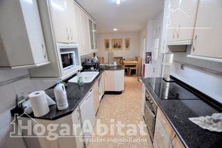 Piso en venta en Centro Ciudad en Manises