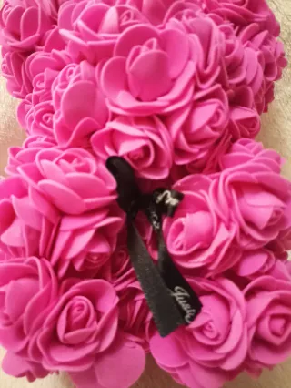 Osito de peluche rosa.