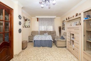 Casa adosada en venta en Atarfe