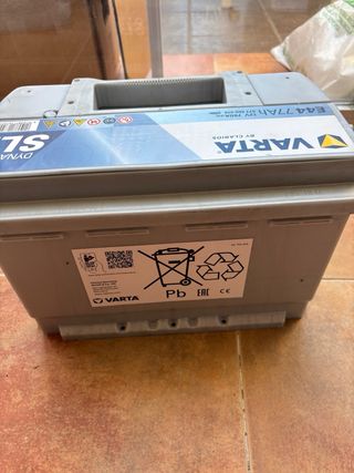 Batería Varta E44 77Ah Dynamic SLI Coche
