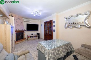 Casa adosada en venta en Atarfe