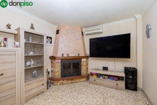 Casa adosada en venta en Atarfe