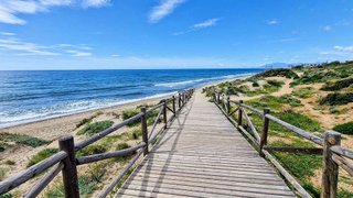 Piso en venta en Cabo Pino - Reserva de Marbella en Marbella