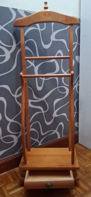 Perchero Galán de Noche Madera