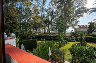 Casa adosada en venta en El Padrón - El Velerín - Voladilla en Estepona