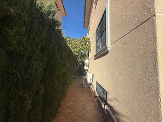 Chalet en venta en Altos - La Florida en Orihuela