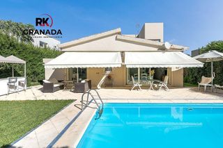 Casa adosada en venta en Residencial Triana - Barrio Alto en Gabias (Las)