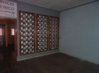 Local comercial en alquiler en Valdepeñas