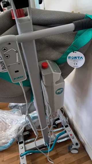 Grúa cama FORTA bipedestación