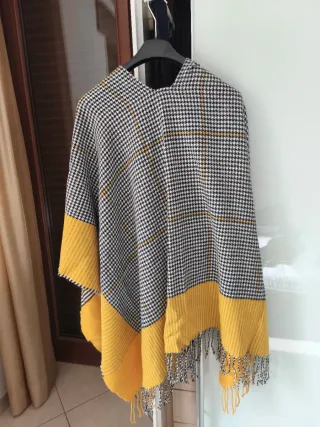 Poncho/Mantella donna Surkana