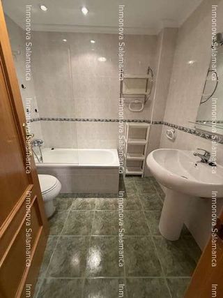 Piso en alquiler en Hospitales - Campus en Salamanca