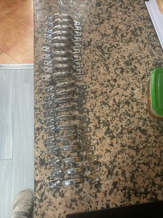 Tiradores macizos de metal