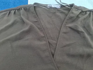 Blusa Talla XL Verde. Medidas en descripción