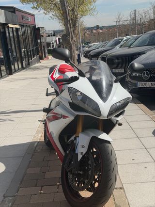 Yamaha R1