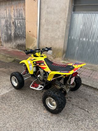 Suzuki LTZ 400