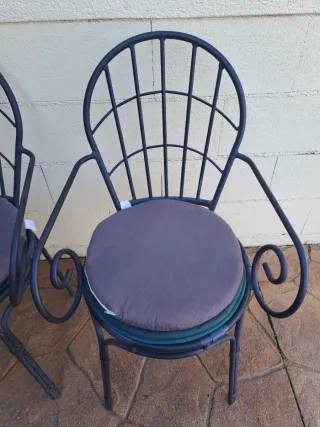 Juego de 2 sillas de forja negras