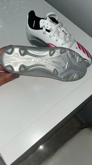 Botas de fútbol niño Messi talla 31
