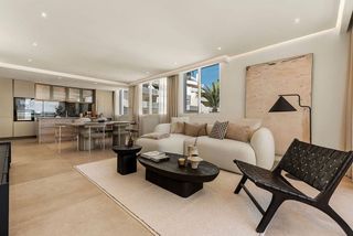 Piso en venta en Nueva Andalucía centro en Marbella