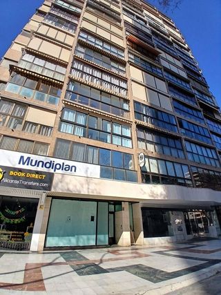 Local comercial en venta en Playa de Levante en Benidorm