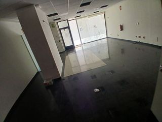 Local comercial en venta en Playa de Levante en Benidorm