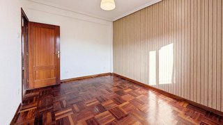 Piso en venta en Corrales de Buelna (Los)