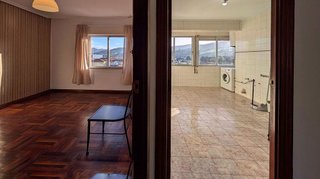 Piso en venta en Corrales de Buelna (Los)