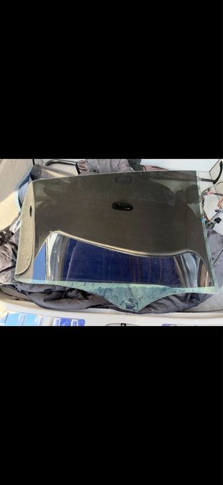 Cristal trasero izquierdo B180
