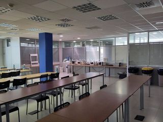 Edificio en alquiler en Vinyets - Molí Vell en Sant Boi de Llobregat