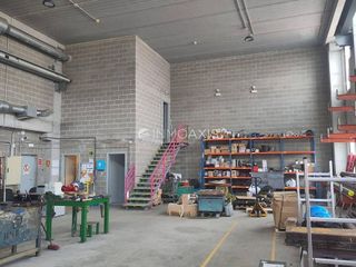 Edificio en alquiler en Vinyets - Molí Vell en Sant Boi de Llobregat