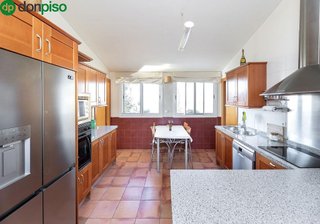 Chalet en venta en Cájar