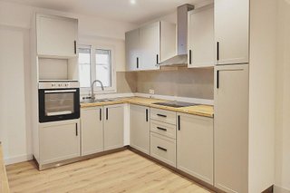 Piso en venta en Avda. de Abril. - 9 de octubre en Sagunto