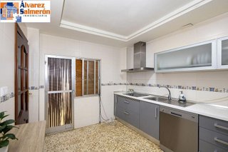 Casa adosada en venta en Atarfe