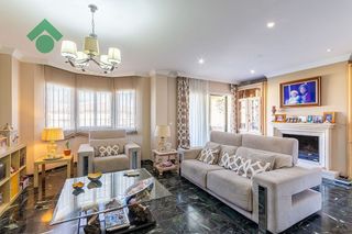 Casa pareada en venta en Viña Málaga en Vélez-Málaga