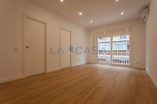 Piso en venta en El Castell-Poble Vell en Castelldefels