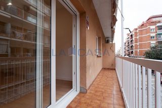 Piso en venta en El Castell-Poble Vell en Castelldefels