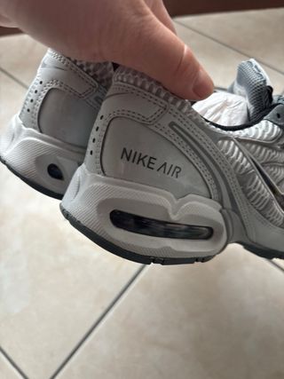 Scarpe Nike Grigio Bianco