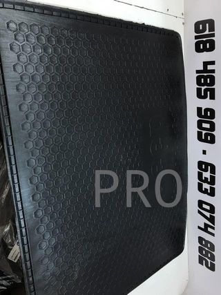 Alfombra maletero jeep cheroke nuevo