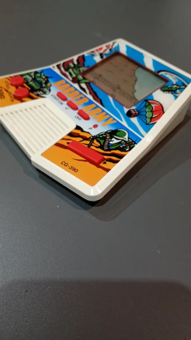 Consola Casio CG-390 Border Army