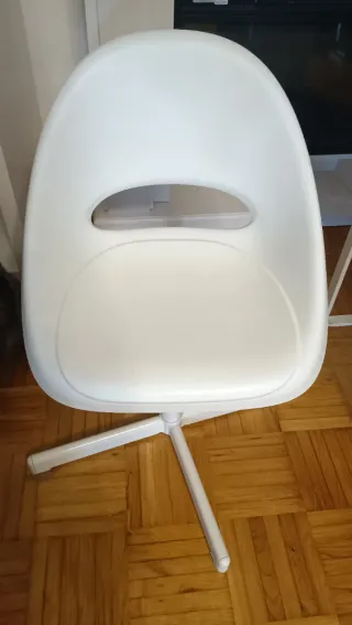 Escritorio + silla infantil IKEA blanco