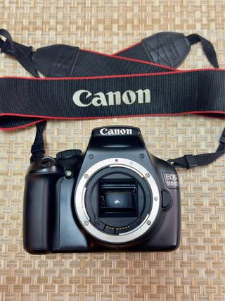 Canon EOS 1100D + Accesorios