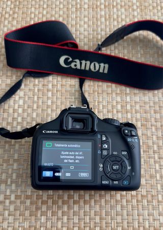 Canon EOS 1100D + Accesorios