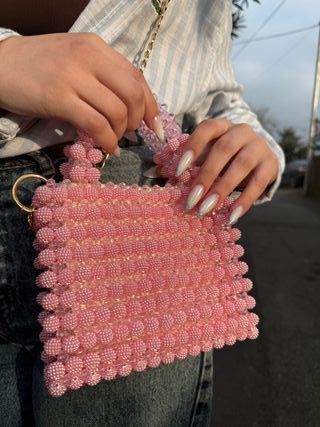 Bolso de mano perlas blanco y dorado