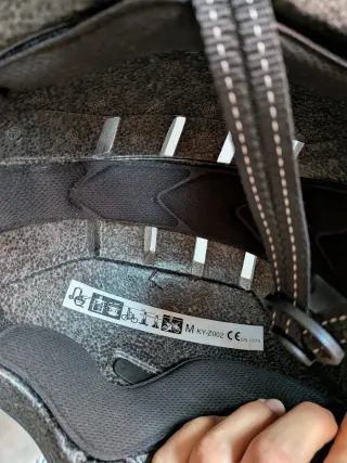 Casco Patinete/Bici Negro con Luz
