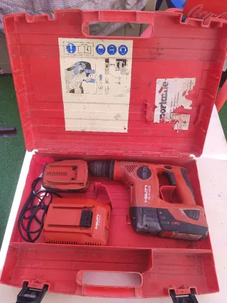 Taladro Hilti TE 4-A22 con baterías y maletín