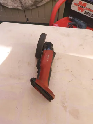 Taladro Hilti TE 4-A22 con baterías y maletín