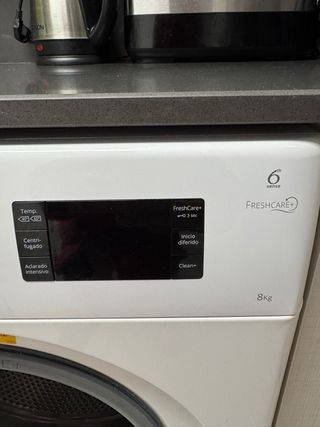 Lavadora Whirlpool 6th Sense Freshcare 8kg
