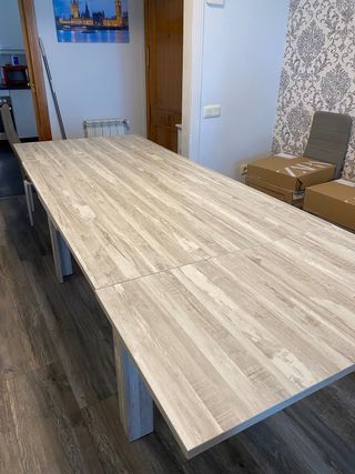Mesa de comedor/salón madera