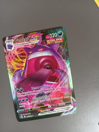 Carta Pokémon Umbreon VMAX Evolving Skies