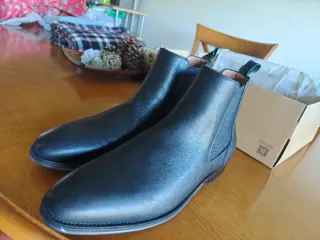 Botines negros Britton nuevos. No se han usado.