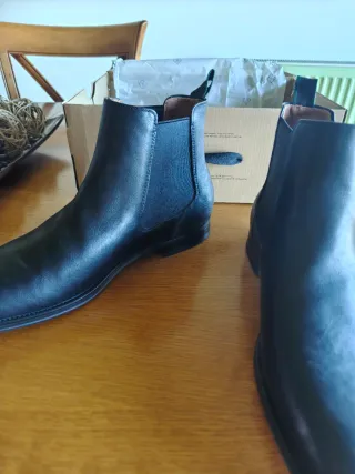 Botines negros Britton nuevos. No se han usado.